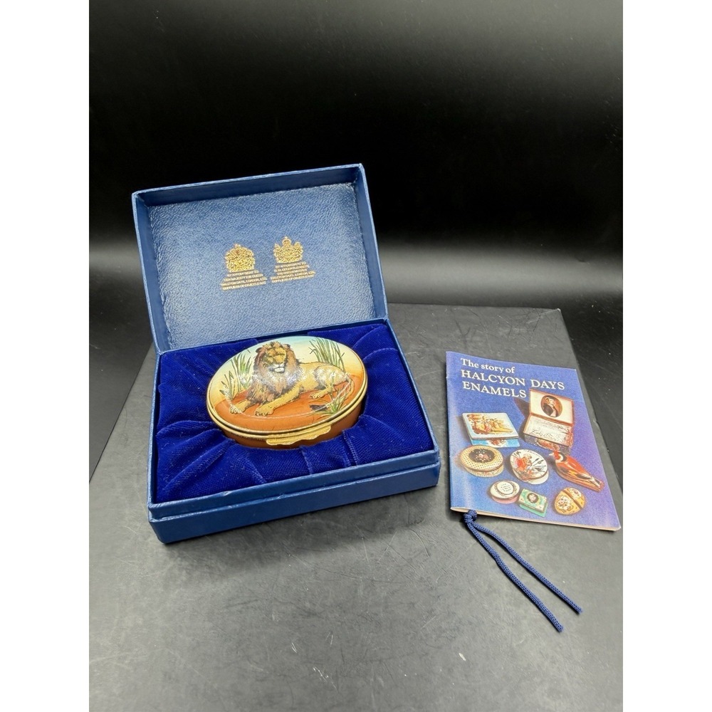 🦁✨ Halcyon Days Enamels Lion Trinket Box – Vintage Collectible ✨🦁